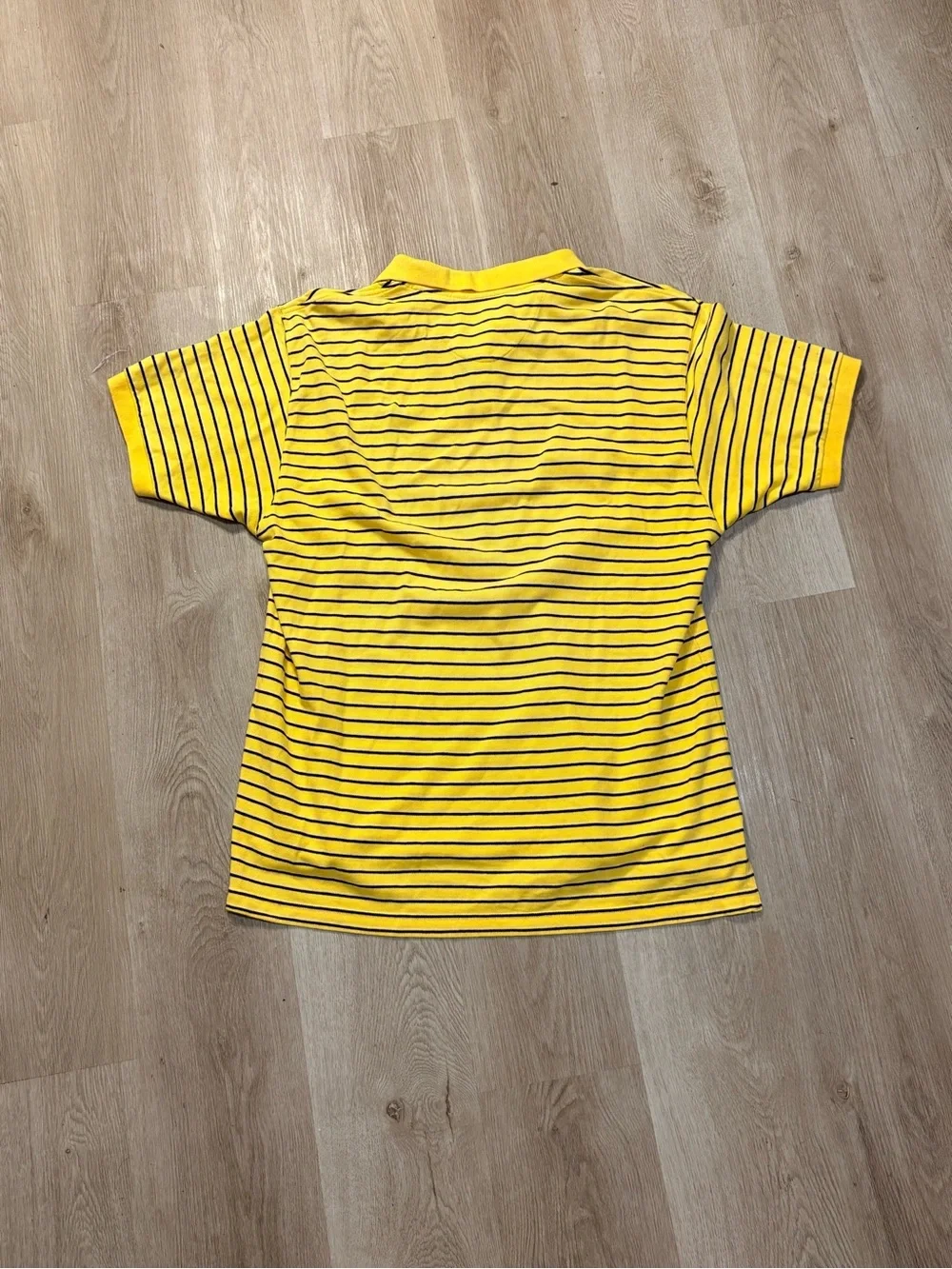 Ralph Lauren shoulders 22”